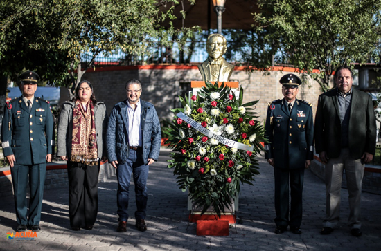Con ceremonia cívica recuerdan el 107 Aniversario de la Revolución Mexicana 