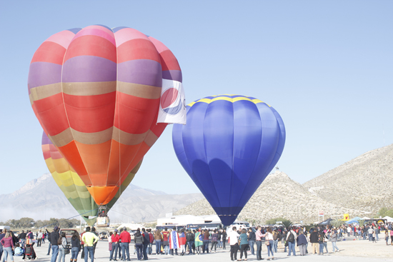 Exhibición de globos aerostáticos en Monclova 