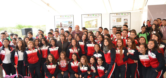 Más oportunidades educativas para jóvenes de Coahuila 