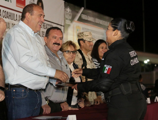 Más y mejores policías para Coahuila; se gradúan 46 elementos 