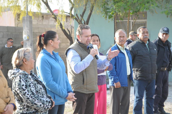Entregan dos obras de agua potable en la Colonia La Amistad 