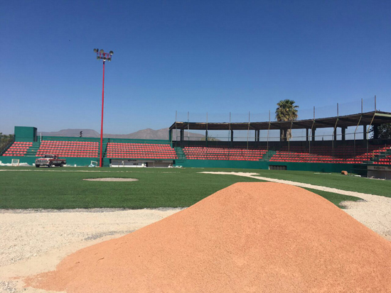 Compromiso cumplido: parque de béisbol remodelado 