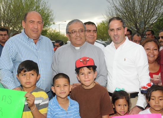 Gobernador Rubén Moreira invierte más de 15 MDP en pavimento en Piedras Negras 