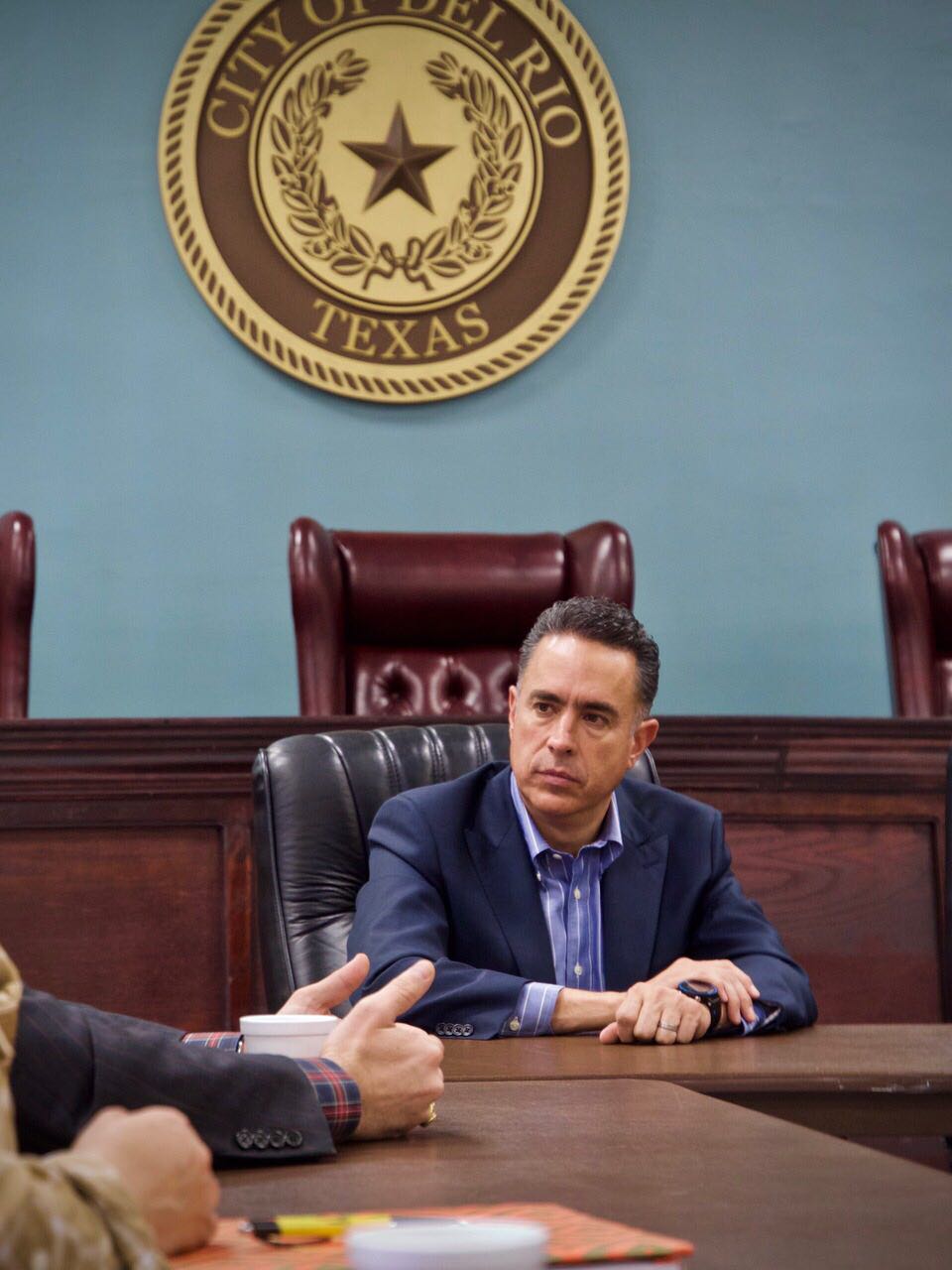 Guillermo Anaya se reune con autoridades de Texas