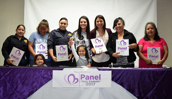 Realizan Panel Mujer Coahuila 2017 en Nava 