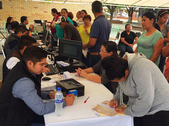 Un DIF cercano a la población lleva servicios de macro brigada a Morelos, Coahuila 