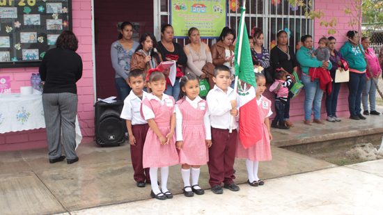 Visita gobierno municipal jardín de niños en ejido Santa María 
