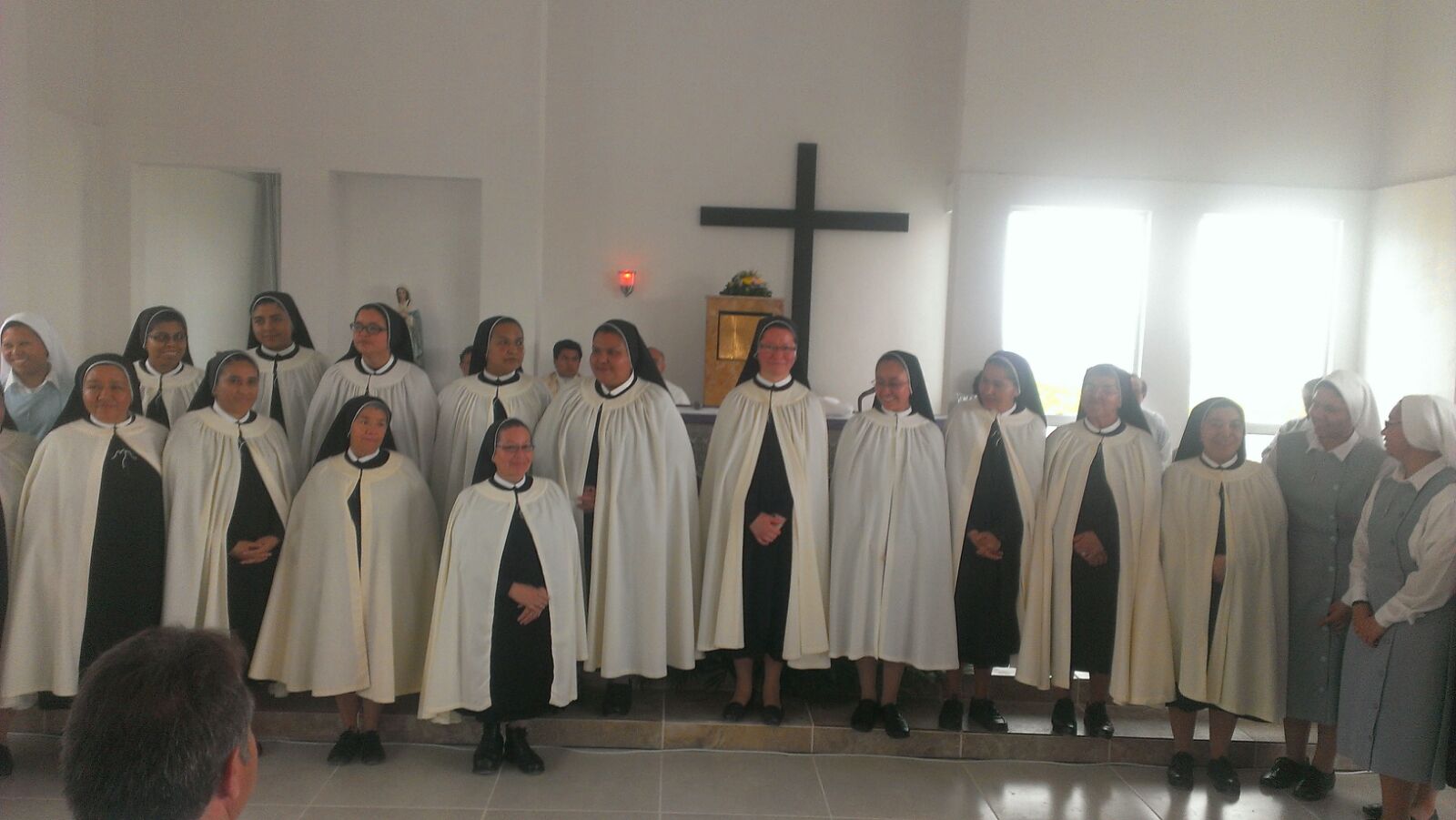 Inaugura el Obispo Omnia Casa Infantil A.C. de Acuña 