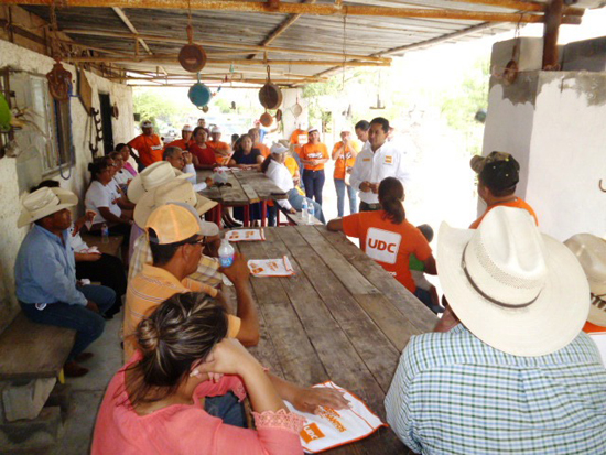 Realizaron candidatos de Alianza Ciudadana intensa jornada en el sector rural de Acuña 