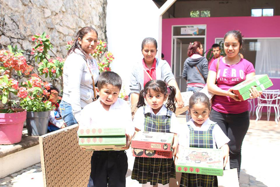Repartió Conafe más de 235 mil paquetes de útiles escolares en 2 mil municipios del país 