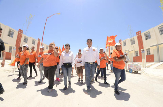 Llevan caravana a habitantes de Altos de Santa Teresa candidatos de Alianza Ciudadana 