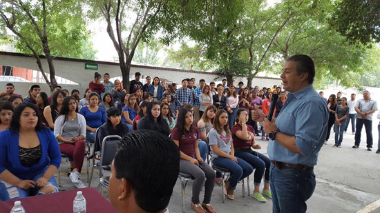 Los candidatos de Alianza Ciudadana se reunieron con grupos de estudiantes 
