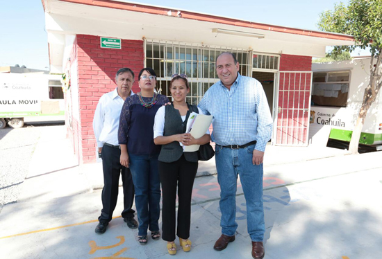 Invierte Coahuila en más espacios educativos 