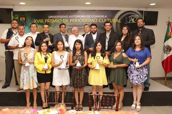 Reconoce UA de C Labor de Periodistas Coahuilenses en Materia Cultural 