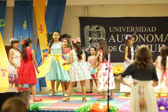Presenta UA de C Concierto del Coro Infantil 