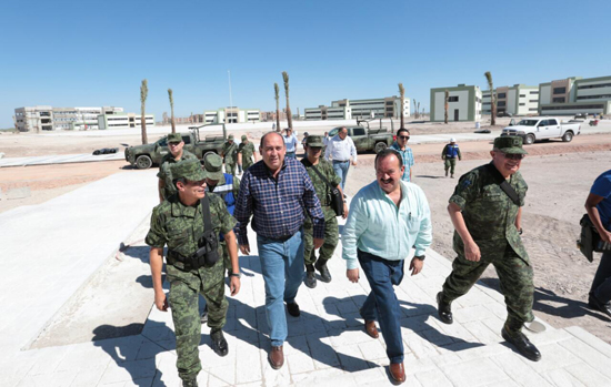 Supervisa Rubén Moreira avances en Mega Cuartel Militar 
