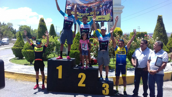 Celebran edición 65 de la tradicional Saltillo-Parras de ciclismo con cerca de 200 participantes 