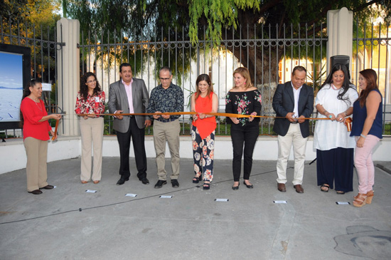 Inaugura gobierno del estado Exposición Colectiva Coahuila Fotografía 