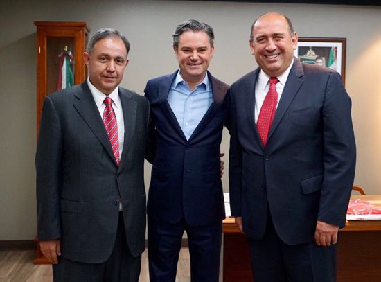 Revisan avances de educación en Coahuila; se reúne Rubén Moreira con Aurelio Nuño 
