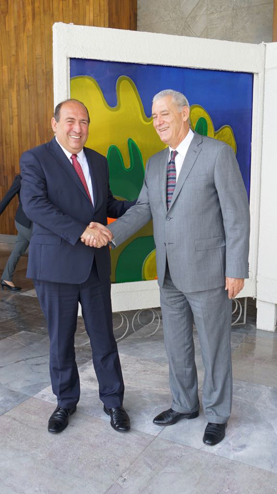 Rubén Moreira se reúne con embajador de Cuba en México 