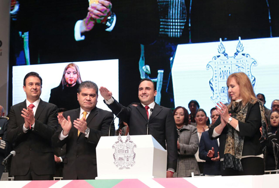 Llama Miguel Riquelme a las 38 alcaldesas y alcaldes a trabajar en unidad 