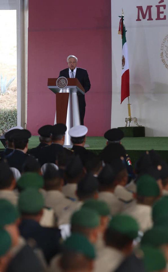 En Saltillo, presidente reconoce respaldo del Ejército y la Marina: ‘Sin su apoyo no tendríamos resultados que ya se están logrando’ 