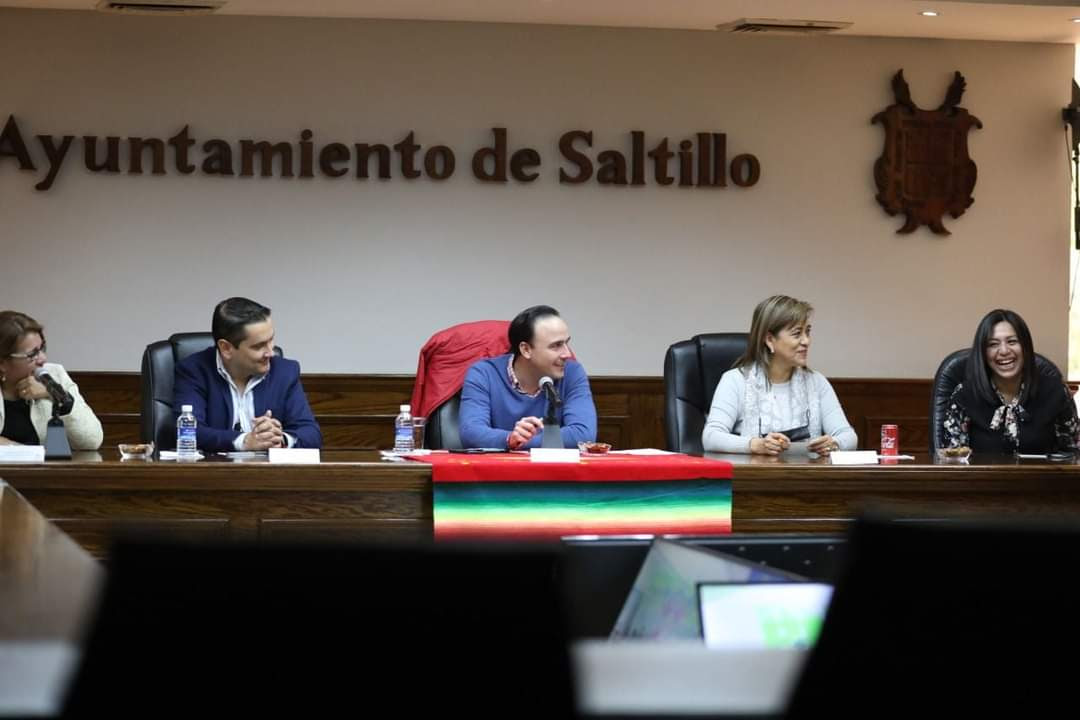 Comparte Manolo buenas prácticas con 25 alcaldes electos de Coahuila y México