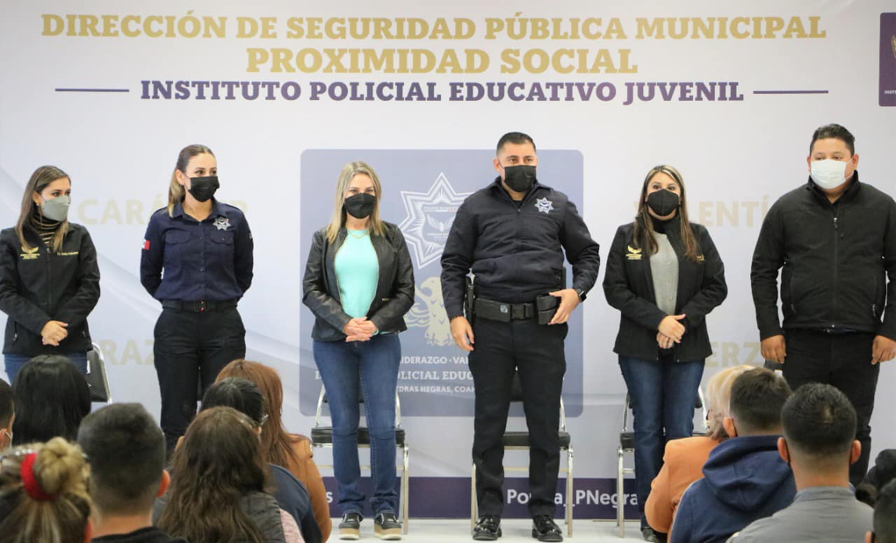 INAUGURA INSTITUTO POLICIAL EDUCATIVO JUVENIL