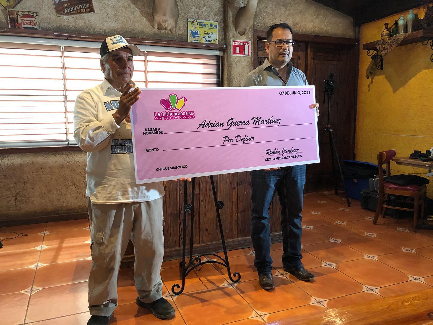 Más de 800 personas hacen donaciones a paletero de Acuña